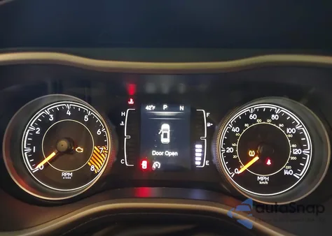 2015 Jeep Cherokee Latitude из США, поврежденный, VIN 1C4PJMCS9FW633313